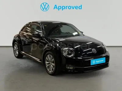 Usado VW Beetle Design 140 CV (102 kW) 2013 Negro Utilitario