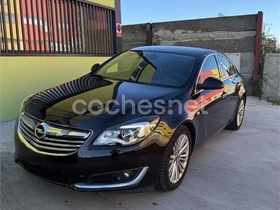 Usado Opel Insignia Excellence 140 CV (102 kW) 2014 Marrón Berlina