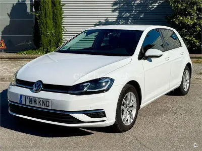 Usado VW Golf VII Advance 125 CV (91 kW) 2018 Blanco Berlina