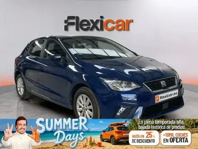 Usado Seat Ibiza Reference 75 CV (55 kW) 2018 Azul Utilitario