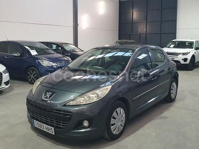 Gris / plata Usado 2011 Peugeot 207 Sport Berlina | 4499 € (Buen precio)