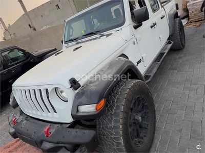 Käytetty Jeep Gladiator Overland 264 HP (194 kW) 2021 Valkoinen Nouto