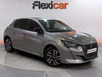 Usado Peugeot 208 Allure 101 CV (74 kW) 2023 Gris Utilitario
