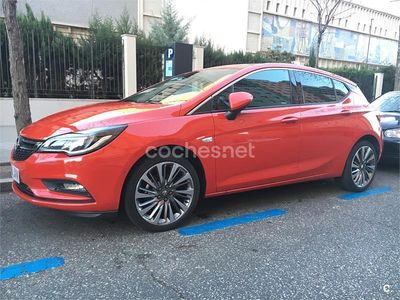Usado Opel Astra Excellence 125 CV (91 kW) 2017 Rojo Berlina