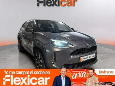 Usado Toyota Yaris Cross Active 116 CV (85 kW) 2024 Marrón SUV