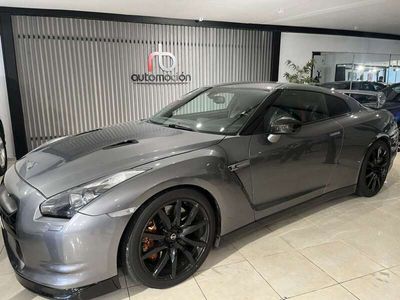 Nissan GT-R