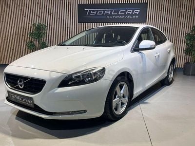 Usado Volvo V40 Kinetic 120 CV (88 kW) 2015 Blanco Berlina