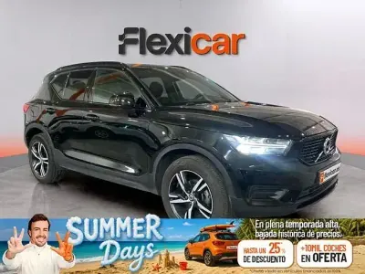 Usado Volvo XC40 R-Design 150 CV (110 kW) 2020 Negro SUV