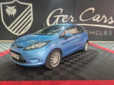 Usado Ford Fiesta Trend 70 CV (51 kW) 2012 Azul Berlina