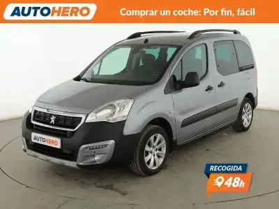 Usado Peugeot TePee Outdoor 100 CV (73 kW) 2018 Gris Monovolumen
