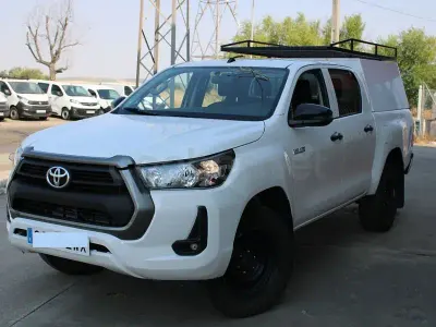 Usado Toyota HiLux 150 CV (110 kW) 2022 Blanco Pickup/Camioneta
