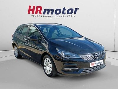 Usado Opel Astra S 111 CV (81 kW) 2020 Negro Familiar