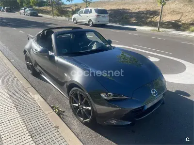 Usado Mazda MX5 Luxury 160 CV (117 kW) 2017 Gris / plata Descapotable