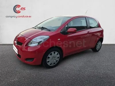 Usado Toyota Yaris Active 101 CV (74 kW) 2009 Rojo Utilitario