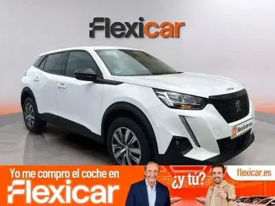 Usado Peugeot 2008 Active 110 CV (80 kW) 2022 Blanco SUV