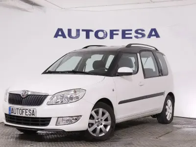 Usado Skoda Roomster 85 CV (62 kW) 2015 Blanco Monovolumen