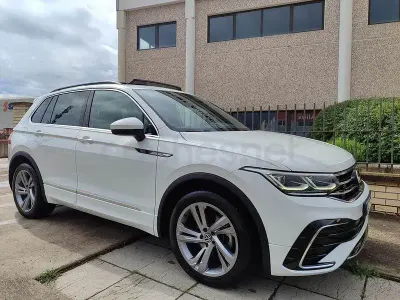 Usado VW Tiguan R-line 150 CV (110 kW) 2022 Blanco SUV