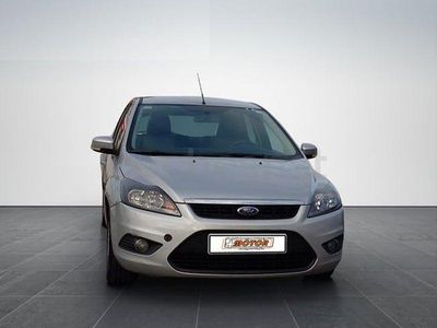 Gris / plata Usado 2009 Ford Focus Trend Berlina | 5900 € (Un poco caro)