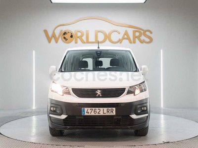Usado Peugeot Rifter Active 100 CV (73 kW) 2021 Blanco Monovolumen
