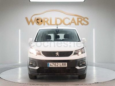 Usado Peugeot Rifter Active 100 CV (73 kW) 2021 Blanco Monovolumen