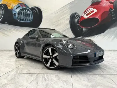 Usado Porsche 911 Carrera 394 CV (289 kW) 2024 Gris / plata Coupe