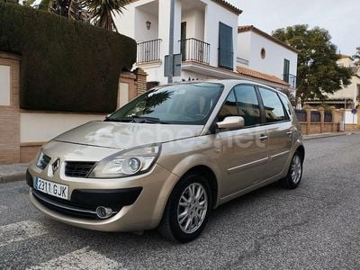 Beige Usado 2008 Renault Scénic II Dynamique Monovolumen | 3490 € (Precio justo)
