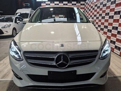 Usado Mercedes B200 150 CV (110 kW) 2019 Blanco Monovolumen