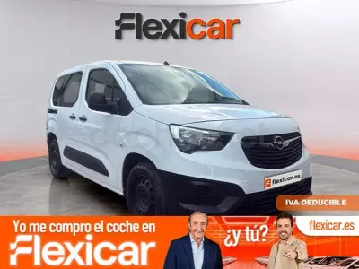 Usado Opel Combo Life Expression 102 CV (75 kW) 2020 Gris / plata Monovolumen