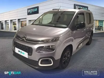 Usado Citroën e-Berlingo Business Class 102 CV (75 kW) 2022 Gris Familiar
