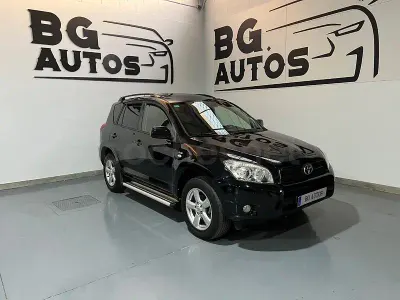 Usado Toyota RAV4 Sol 136 CV (100 kW) 2007 Negro SUV