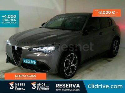 Usado Alfa Romeo Stelvio Veloce 210 CV (154 kW) 2023 Gris / plata SUV