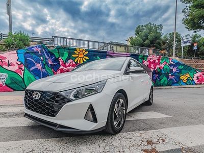 Blanco Usado 2021 Hyundai i20 Berlina | 14.500 € (Precio justo)