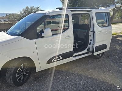Usado Citroën Berlingo Feel 130 CV (95 kW) 2019 Blanco Monovolumen