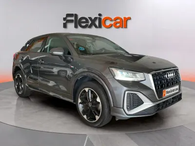 Usado Audi Q2 Premium 150 CV (110 kW) 2021 Gris SUV