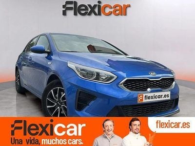 Usado Kia Ceed Plus 100 CV (73 kW) 2018 Azul Utilitario
