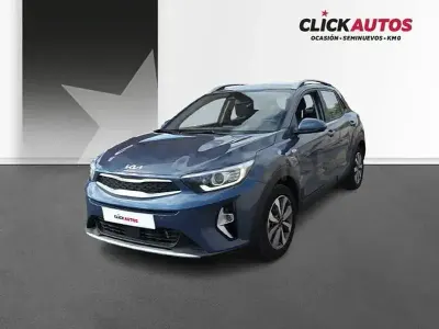 Usado Kia Stonic 100 CV (73 kW) 2025 Azul SUV