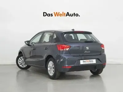 Usado Seat Ibiza Style 110 CV (80 kW) 2022 Gris Utilitario