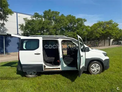 Usado Peugeot Rifter Access 75 CV (55 kW) 2019 Blanco Monovolumen