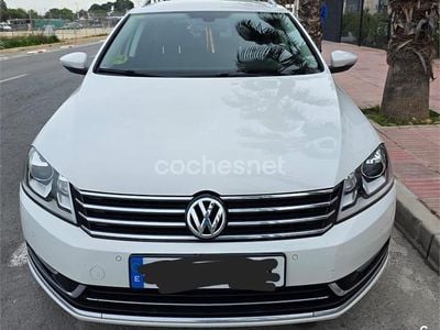 Usado VW Passat Highline 140 CV (102 kW) 2014 Blanco Familiar