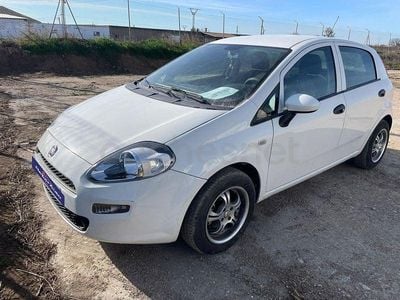 Usado Fiat Punto Easy 75 CV (55 kW) 2015 Blanco Utilitario