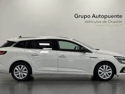 Usado Renault Mégane II Equilibre 115 CV (84 kW) 2023 Blanco Berlina