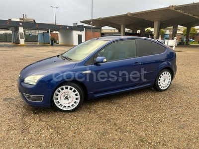 Usado Ford Focus ST 225 CV (165 kW) 2006 Azul Berlina