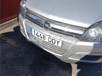 Usado Opel Astra Enjoy 120 CV (88 kW) 2004 Gris / plata Berlina