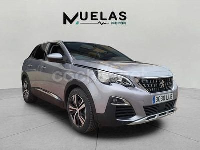 Usado Peugeot 3008 Allure 130 CV (95 kW) 2020 Gris / plata SUV
