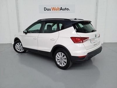 Usado Seat Arona Style 115 CV (84 kW) 2025 Blanco SUV
