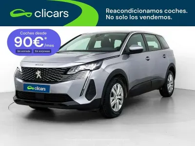 Usado Peugeot 5008 Active 131 CV (96 kW) 2021 Gris SUV