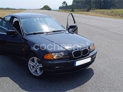 Usado BMW 320 136 CV (100 kW) 2001 Negro Berlina