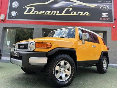 usado Toyota FJ Cruiser 4.0 177 kW (240 CV)