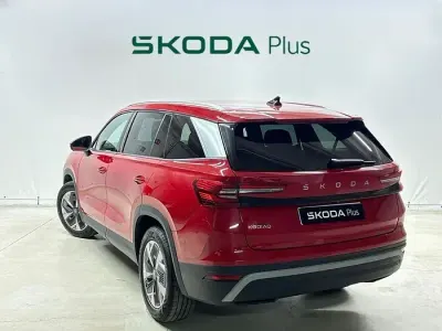 Usado Skoda Kodiaq Selection 150 CV (110 kW) 2025 Blanco SUV