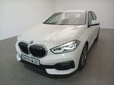 Usado BMW 116 116 CV (85 kW) 2023 Blanco Utilitario